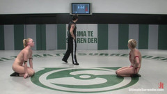 Ultimate surrender by Kink: Vendetta (2-0) बनाम Ami "the Valkyrie" Emerson (0-1)
