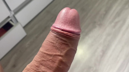 JessieRoss: Ups! Crot di depan kamera