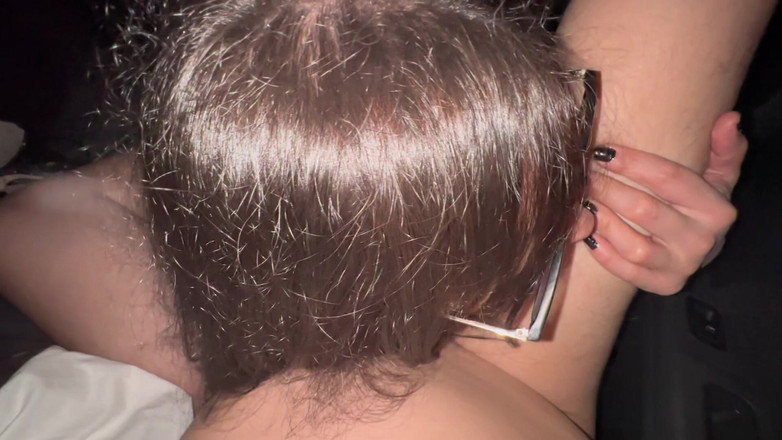 Crisanto999: Saya mengambil abang tiri saya Kate Estefani, si sundal yang...