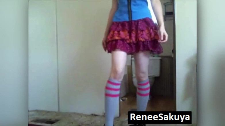 Renee Sakuya: Going pee across the room