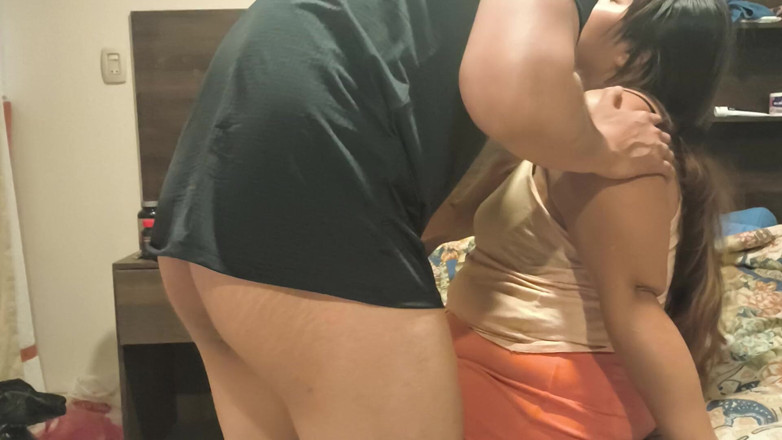 Moo DBOXXX: Tato svobodná matka chce, abych ji otěhotněl za každou cenu,...
