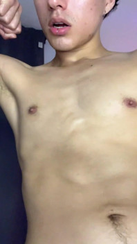 The Skinny Guy Who Broke the Internet