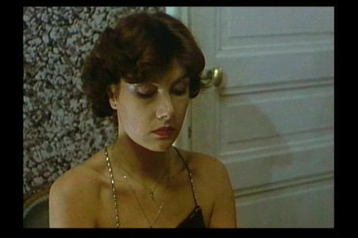 Bisco Birchwood Productions: Черный шелк, чулки и английский дуб