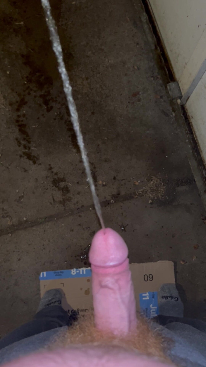 Big Baz: Sperma Dann pissen, dann mehr Pisse!