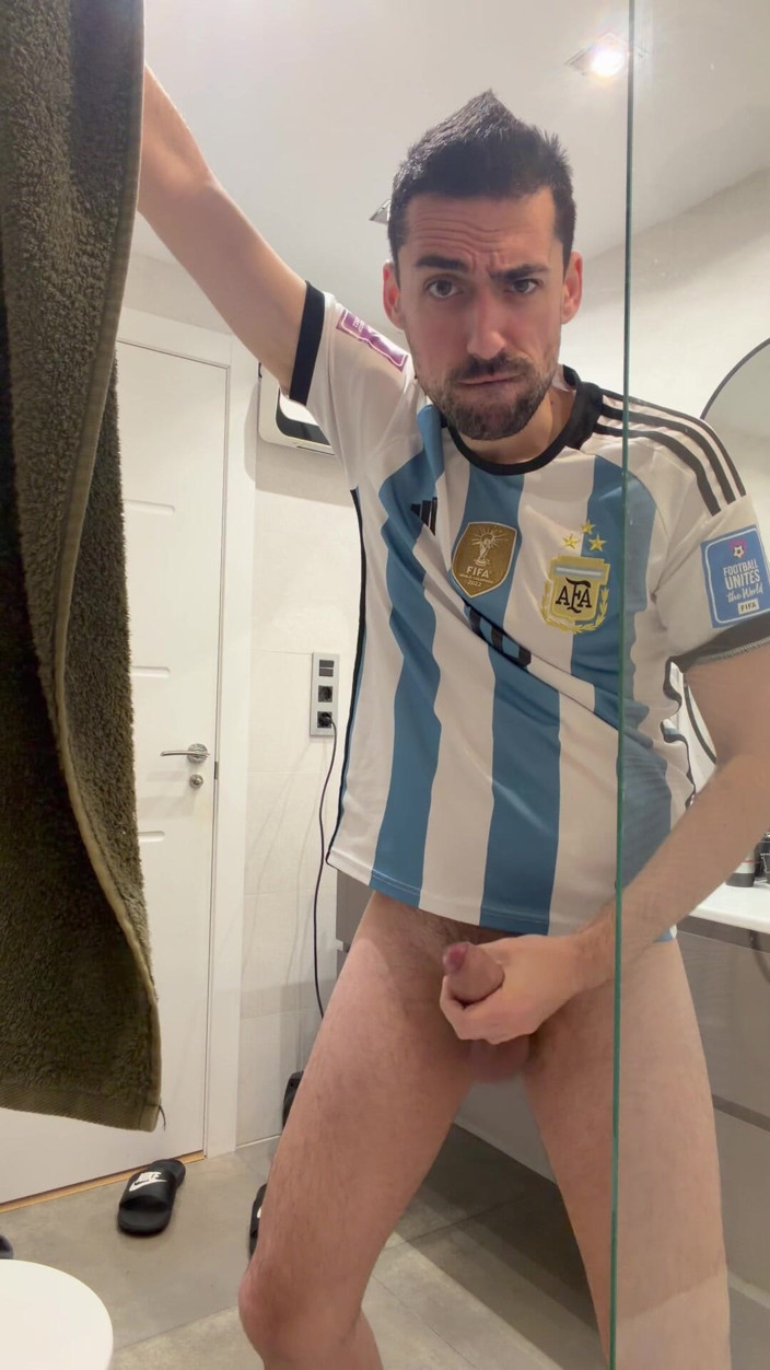 Liam Harding: Hot Stepdaddy Jerking off Showing Big Cock