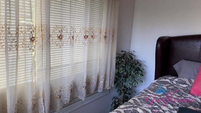 ATK Girlfriends: Appuntamento virtuale