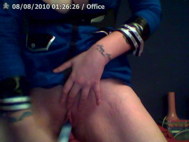 MissFFW: La teen di 19 anni ffw lo prende dal culo alla...