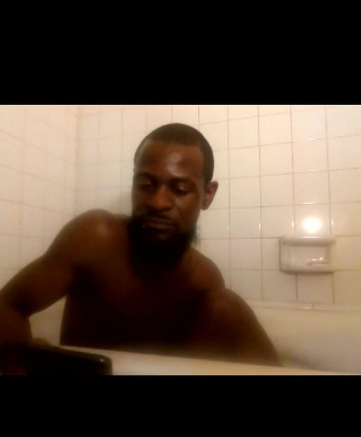 Maculine_Satyr: Badewannenzeit!