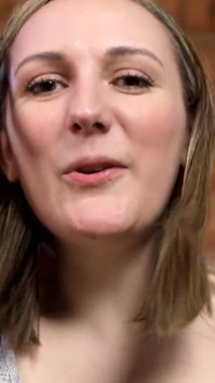 Ich werde anal machen, wenn ich dich zuerst peggen kann - clara dee pOV pegging, virtueller sex