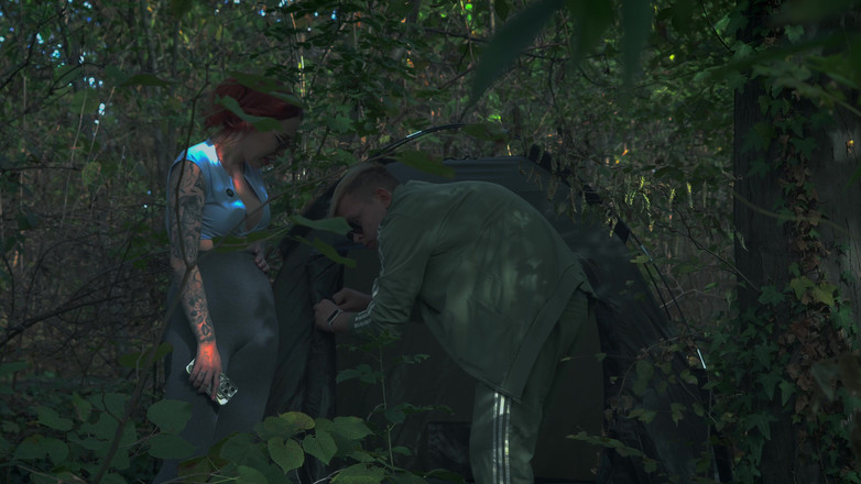 Toma Mur: Tajná masturbace nevlastní mámy ve sdíleném stanu promění tabuizované šukání!