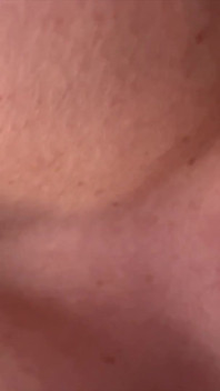 我的嘴巴想要深喉，像个妓女一样被精液填满