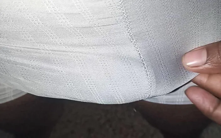 Sweet Indian cock: Bhabhi Ji Desi Pussy Hair Clean in Home