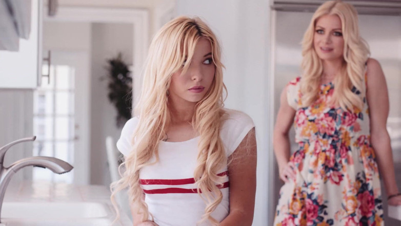 SweetheartVideo: เลสเบี้ยนเบบี้ซิตเตอร์ 16 ซีน 2 เบบี้ซิตเตอร์เลสเบี้ยนสาวๆ