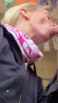 Blowjob in the Washing Machine Room - Real Couple