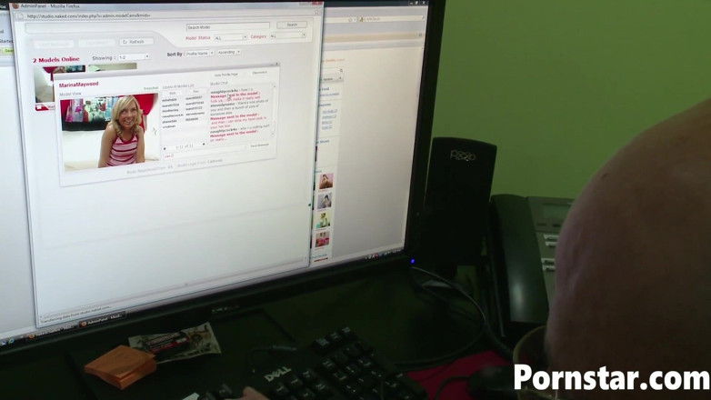 Pornstars: La calda Ally kay si fa sfondpare la figa hardcore
