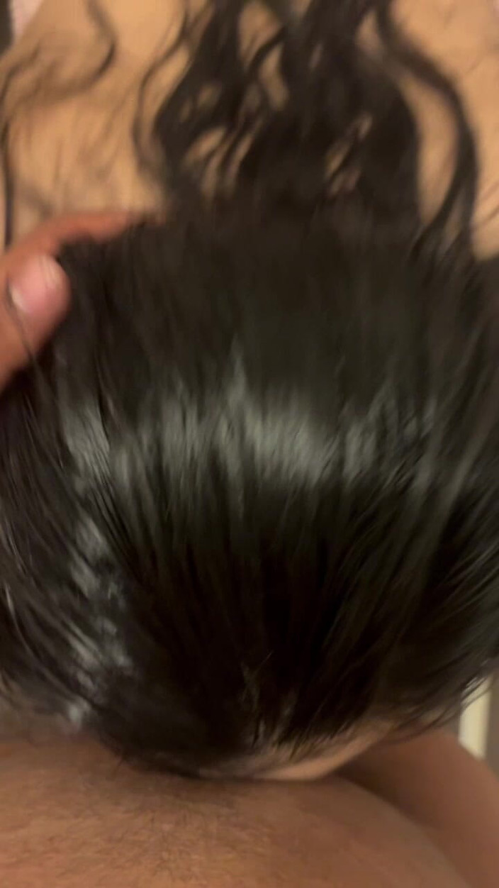 Mommy Puchong: 발정난 남친과 그의 자지를 빨아달라고 부탁해