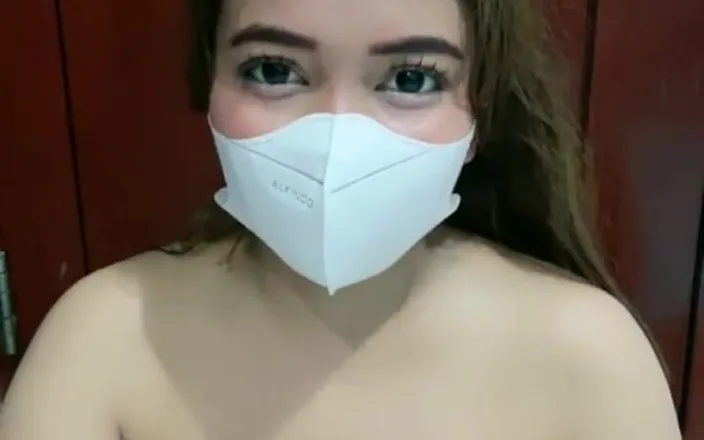 Chinita Wife: Big Natural Tits of a Real Asian Chubby Chick Show