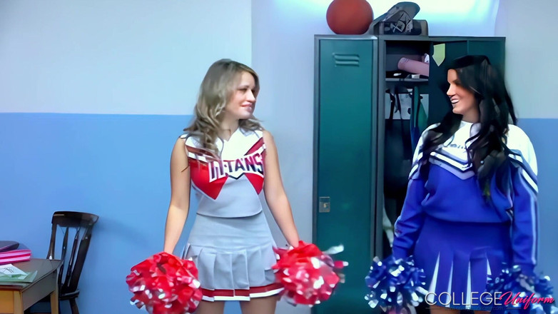 College Uniform: Des pom-pom girls avec Candice Collyer, Fiona G