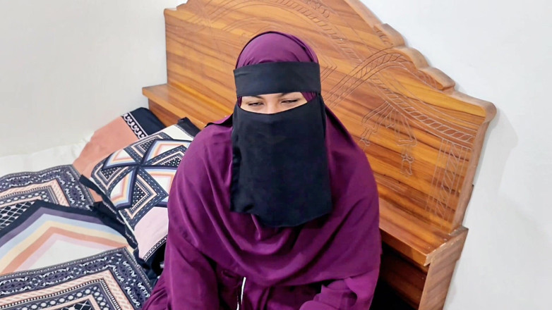 Akhi moni: I Found My Wife Alone Today and Played with Her