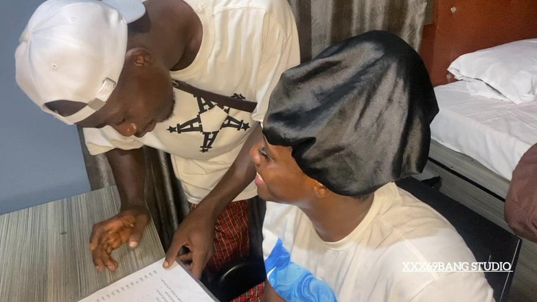 Xxx69bang: Svart thug knullar och creampie college BBW fitta