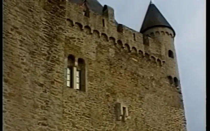 GERMAN PORN CLASSICS: Count Fuckula and His Playmates
