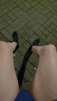 V přírodě jsem odhalila moje genitálie