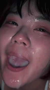 Tujuh pancutan, satu malam liar. Pancutan muka, telan, dan senyuman yang berlanjutan sehingga akhir.