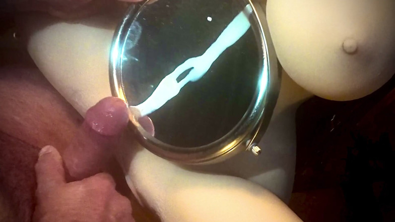 Mouth_pickle: Muñeca sexual corrida