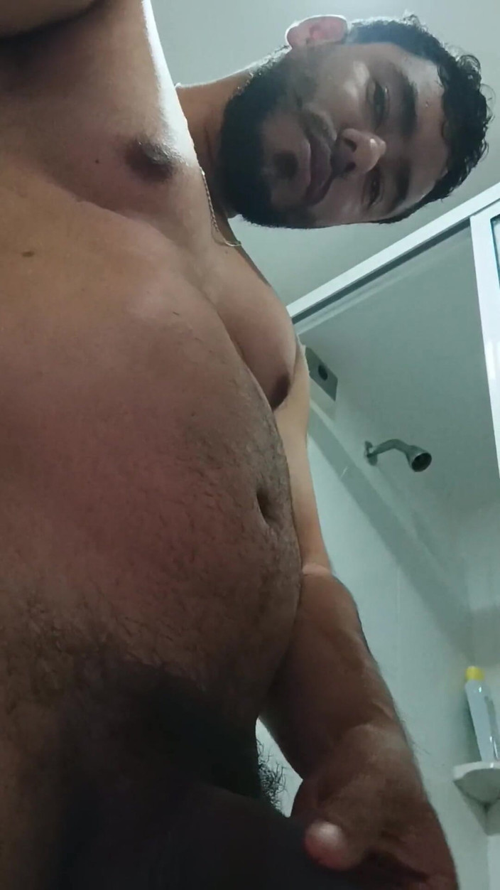 Tommhot: 大量尿液的汇编 - 未割包皮的鸡巴小便