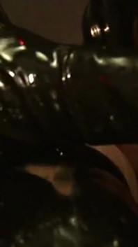 Rubbermen in fetishorgy teil 5