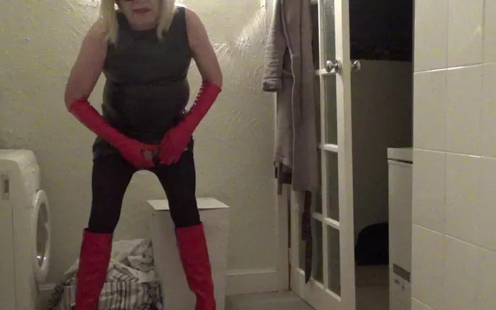 Leather Kirsten: Sissy Instructions