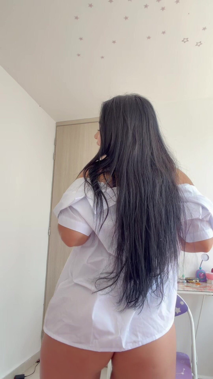AlejandraPalacios: Kolumbijská studentka z Medellínu jízda k orgasmu