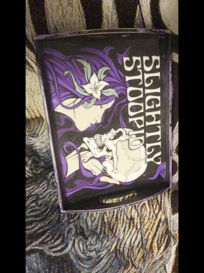 Suzy Wylde: Сьюзі Уайлд є творцем, який створює мистецтво та використовувані предмети