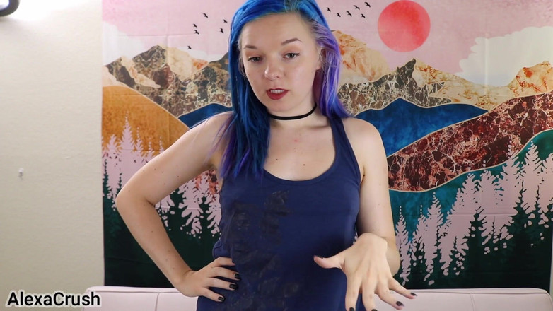 AlexaCrush: Ma coloc adore et vous suce la bite