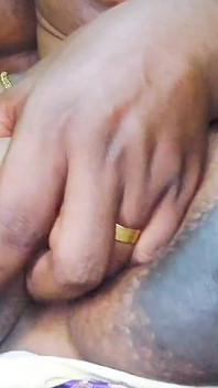 Latika Bhabhi hardcore s velkými prsy nevlastního otce