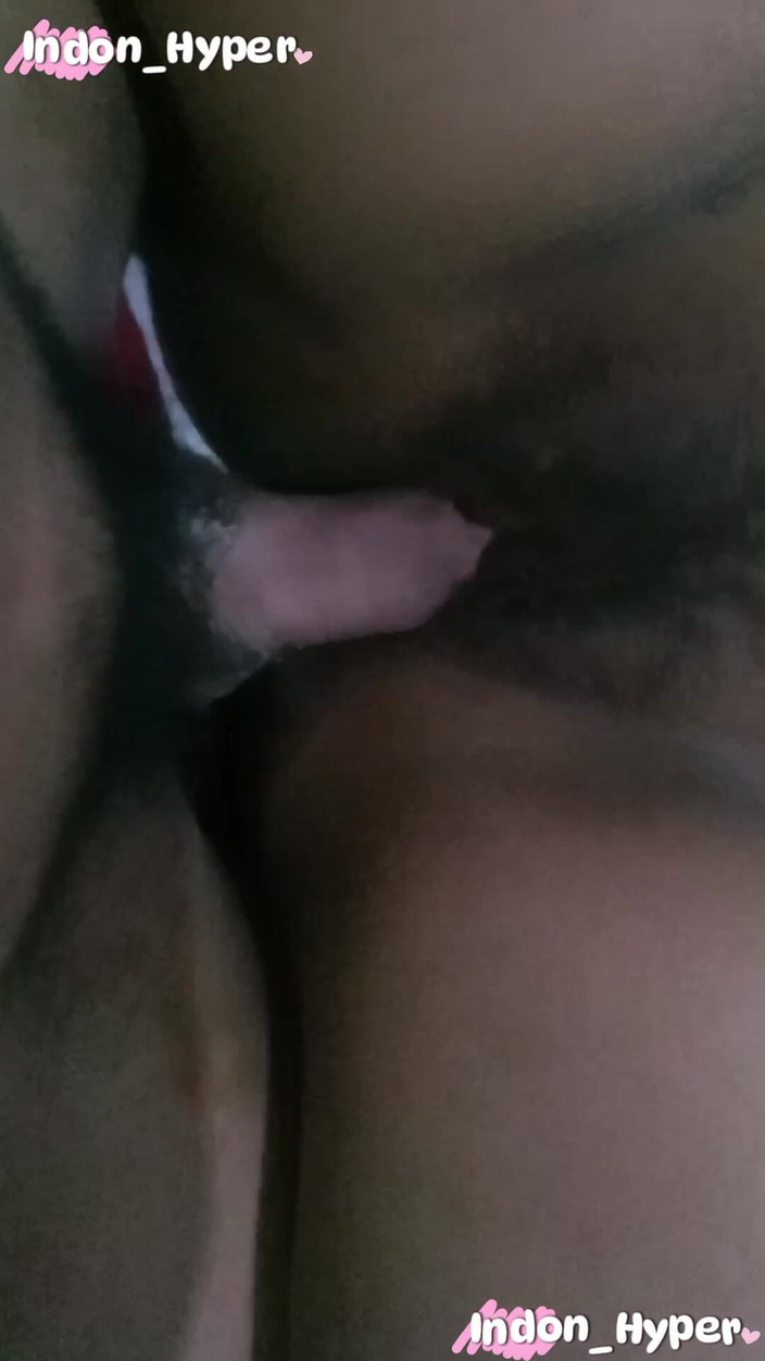 Imanuel: Ahhh pepek isteri saya yang lazat dan fetish lembutnya fetish...