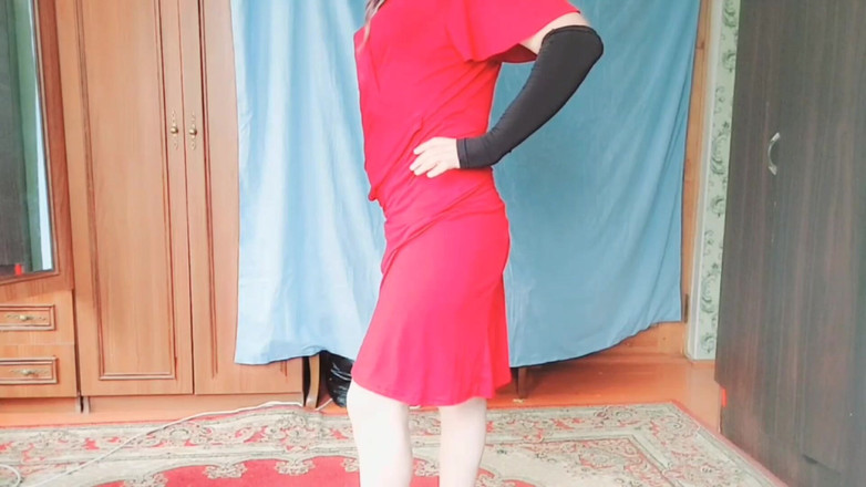 Kitty_Cross: Crossdresser panas mengusik perlahan-lahan dengan lengkung yang cantik malam ini