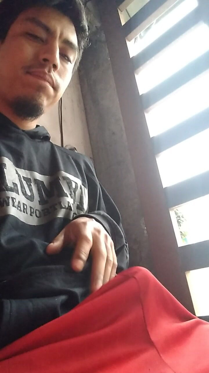 AlexAlejandro13: Reiben unter der hausarbeit