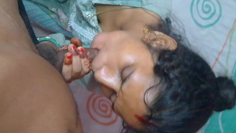 Shahilsingh119: Bhabhi disepong dengan kenikmatan