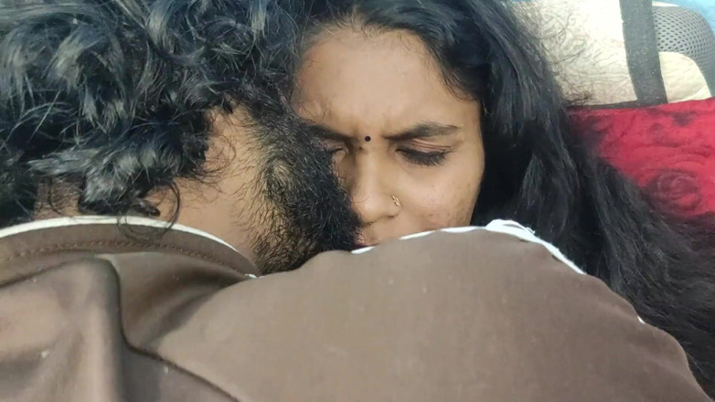 Vaigavarun45: Step Sister and Step Brother Hot Romance with Pussy Lick...