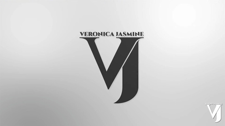 Veronica Jasmine: Warm for the Winter Solo- BBW Playtime