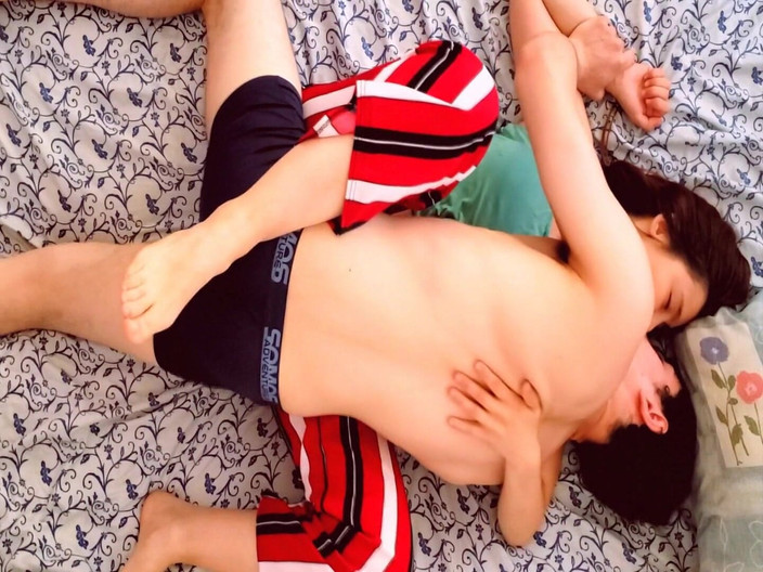 Kyle Smith: Sexy zrzavá teenagerka dostane creampie po tvrdém šukání