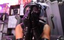 Domina Fire: DominaFire latex fetish &amp;amp; gasmask