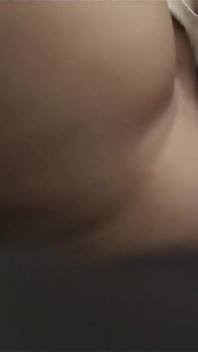 Colmekin Chindo Girl até sua buceta ficar realmente molhada - indo peituda menina solo masturbação em vestido de cetim de seda