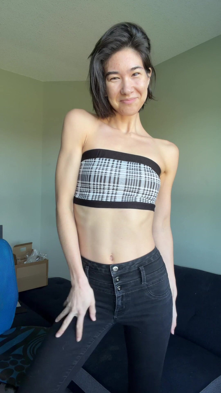 Ms_Emmy_Lynn: Outfit of the Day: Crop Top &amp; Jeans