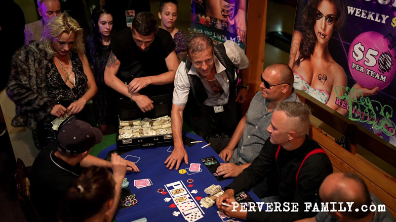 Perverse Family: Perverse Family 47.3 (sezon 4) Perverse Poker Win