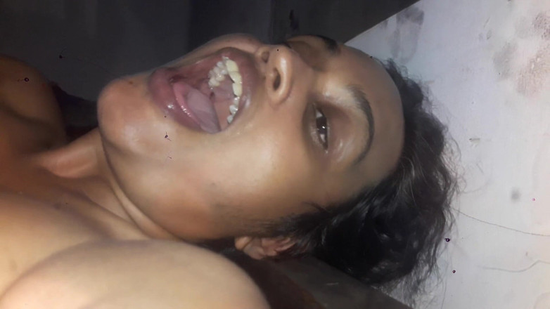 Tina Baby: Chupando mi Señor de la tierra