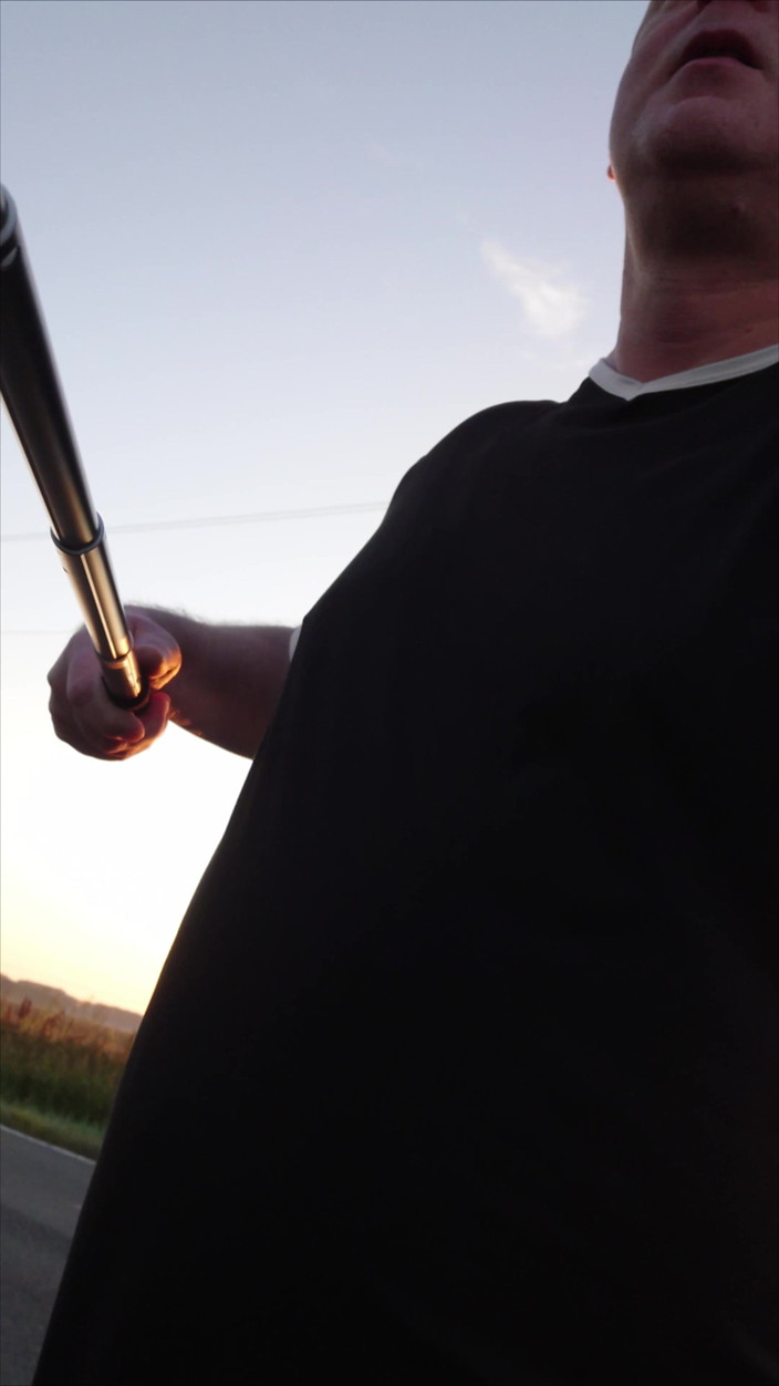 Carmen_Nylonjunge: Walk in Tights on the Country Road