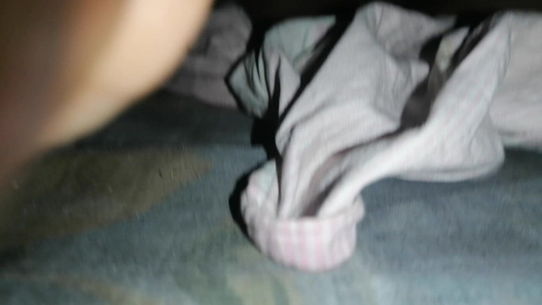 Tina Baby: 継母がスリランカの浮気相手とセックス