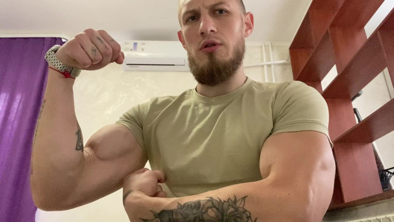 Hunky time: Adora mis músculos y mi cuerpo peludo